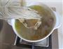 天麻鸽子粉丝汤的做法图解7