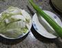 莴笋炒白菜的做法图解1