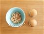 虾仁鸡蛋羹的做法图解1