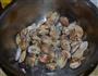 爆炒花蛤的做法图解1