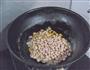 油炸花生米的做法图解2