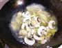 冬笋蘑菇鸡丝汤的做法图解8