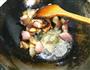 腊肉煸菌菇的做法图解7
