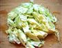 酸辣卷心菜的做法图解1