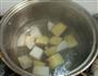 雪梨糖水的做法图解2