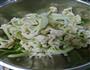 小炒菜花的做法图解2