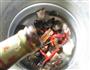 黑木耳焖猪蹄的做法图解6