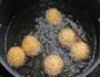 黄金糯米球的做法图解9