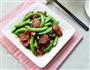 麻辣肠炒甜豆的做法图解6