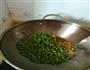豌豆炒肉的做法图解5