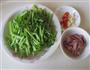 芹菜炒肉丝的做法图解1
