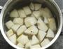 雪梨马蹄薏米糖水的做法图解4