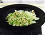 小炒有机花菜的做法图解2