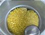 鲜香美味黄金粥的做法图解2