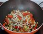 火腿炒彩蔬的做法图解6