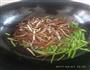 茼蒿配茶干的做法图解7