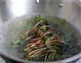 豌豆香的做法图解2