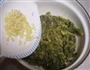 粉蒸茼蒿的做法图解5