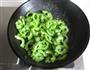 小炒苦瓜的做法图解3