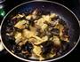 木耳香炒蛋的做法图解6