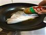盐煎三文鱼头的做法图解4