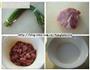 有味道的家常小炒-肉丝炒蒜苔的做法图解1