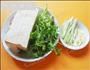 香菜拌豆腐 的做法图解1