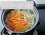 爽口海带丝汤的做法图解5