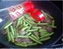 腊肠干煸四季豆的做法图解6