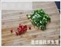 凉拌月饼的做法图解1