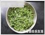 嫩桃仁拌豆尖的做法图解1