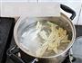 鲜味笋菇汤的做法步骤4