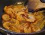 洋葱油焖虾的做法图解4