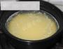 蛋黄小米粥的做法图解4