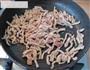 榨菜炒肉丝的做法图解3