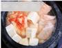 石锅三文鱼豆腐汤的做法图解3