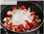 炒草莓的做法图解3