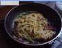 腊肠炒面条的做法图解2