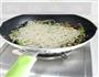 蔬菜炒面的做法图解7