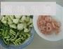 丝瓜炒虾仁的做法图解1