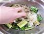 黄瓜拌粉皮-最适宜晚春的一道菜的做法图解7
