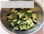 小白菜拌黄瓜的做法图解2
