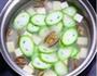丝瓜文蛤豆腐汤的做法图解5