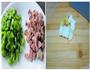 青豆炒腊肉的做法图解2