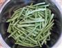 夏日我的最爱-麻辣豆角的做法图解1