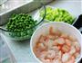青豆虾仁的做法图解2