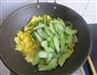 微辣版鸡蛋黄瓜片的做法图解2