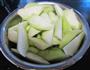 丝瓜开洋炒毛豆的做法图解2