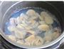 黄豆鼠瓜蛤蜊汤的做法图解1