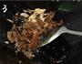 豆豉鲮鱼炒油麦菜的做法图解3